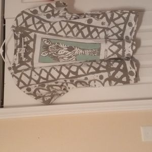 Gildan woman's top size 2xl